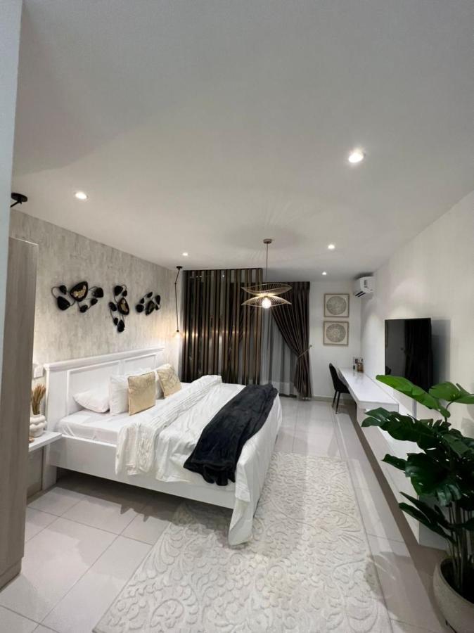 The Lennox Luxury Apartment Accra Luaran gambar