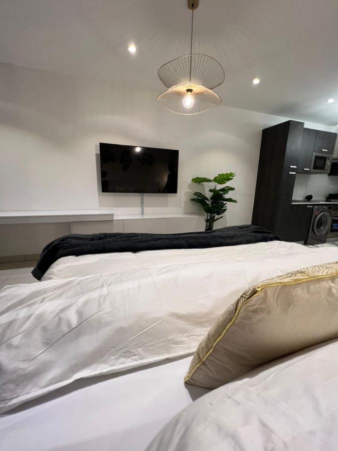 The Lennox Luxury Apartment Accra Luaran gambar