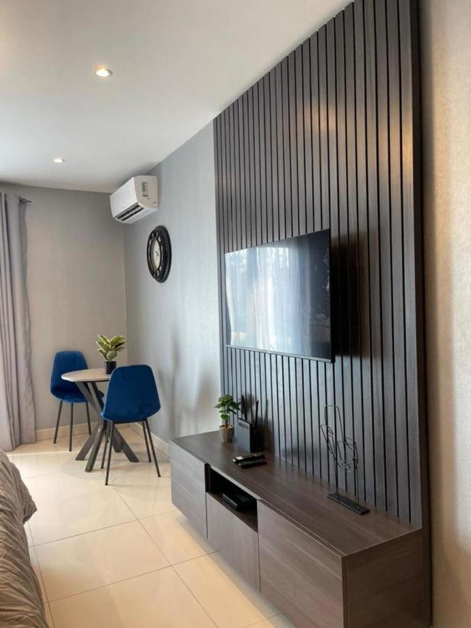 The Lennox Luxury Apartment Accra Luaran gambar
